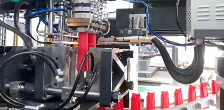 1.5L油壶生产视频